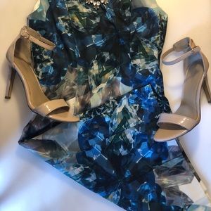 Multi-colored print polyester dress with open back
